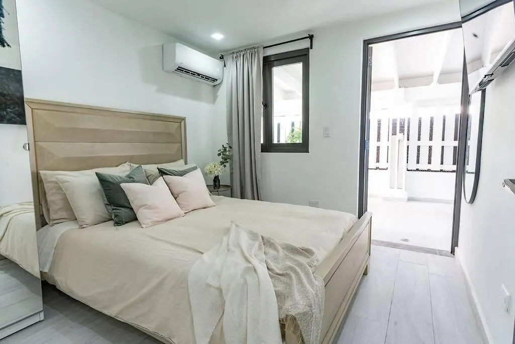 Renovated 3 Bedroom House In Dorado Del Mar 0*,