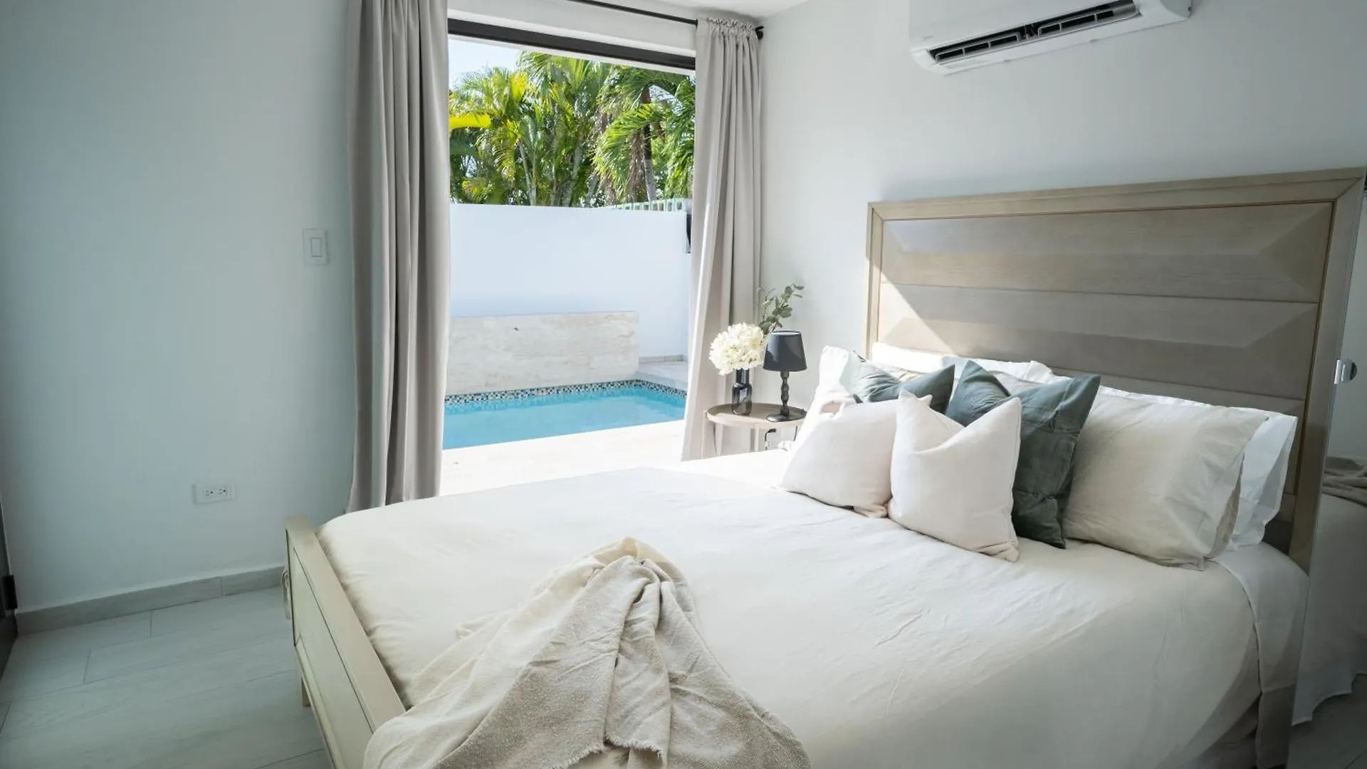 Renovated 3 Bedroom House In Dorado Del Mar Puerto Rico