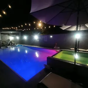 Aquaville Moderna 1 Dorado